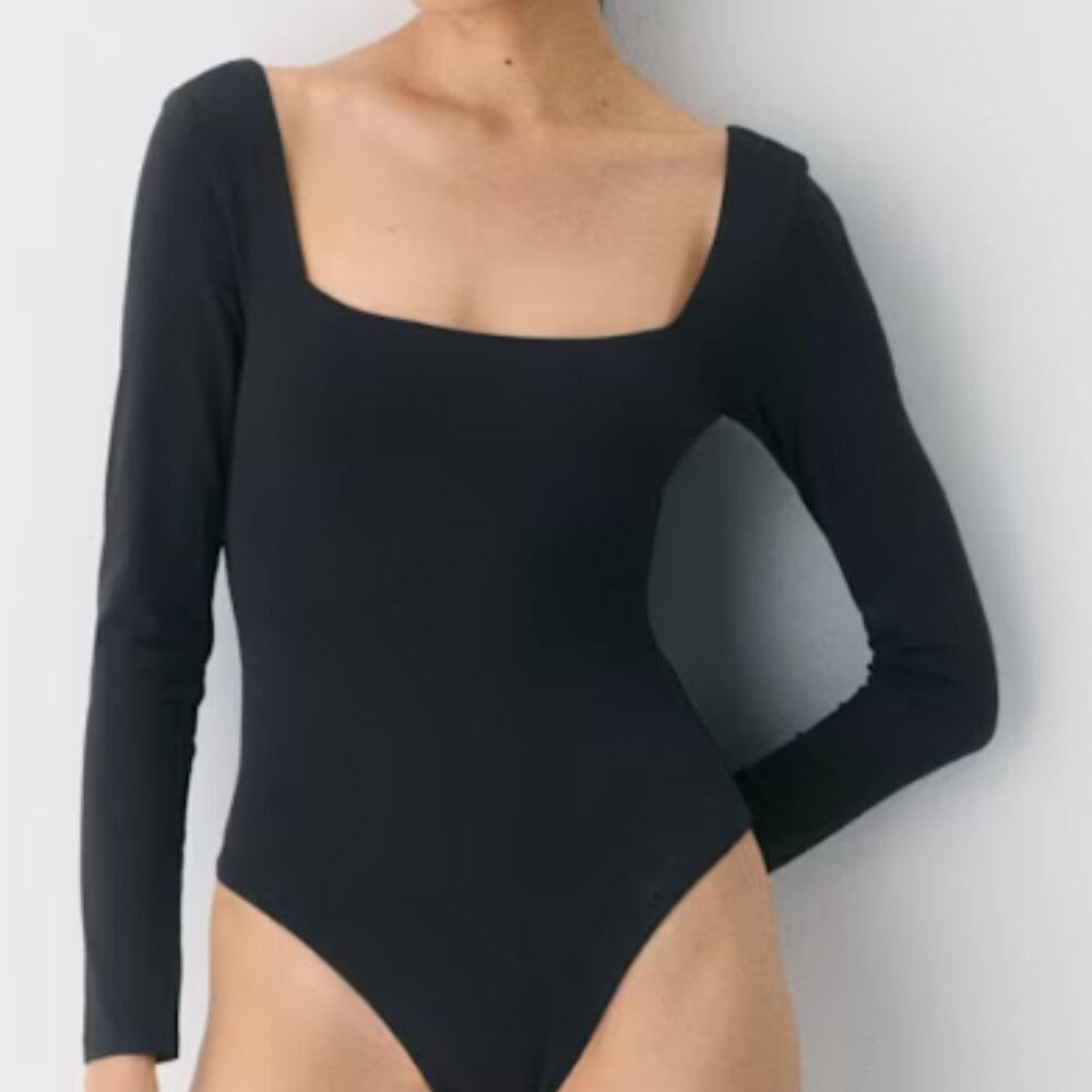 Aritzia Babaton Original Contour Headway Bodysuit